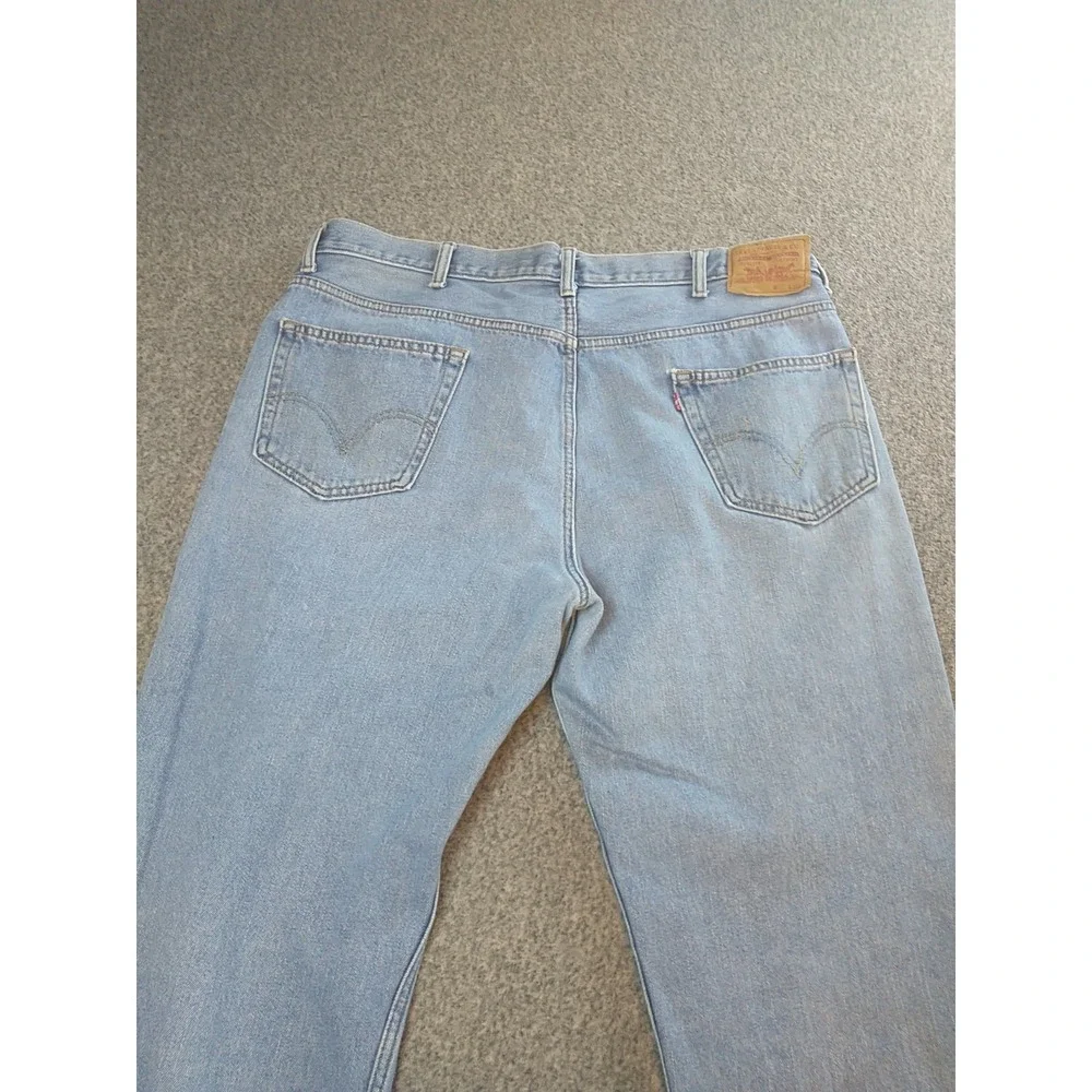 Levis 550 Relaxed Fit Mens Light Wash Blue Denim Jeans W40 L29 Tapered Leg